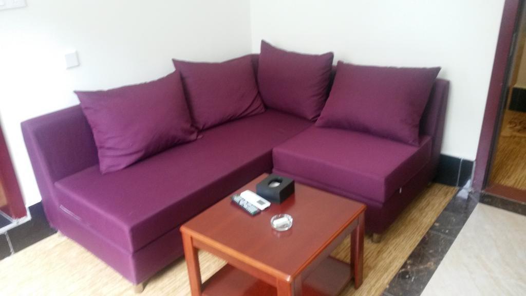 Shanghai Shuiting Holiday Hotel Экстерьер фото