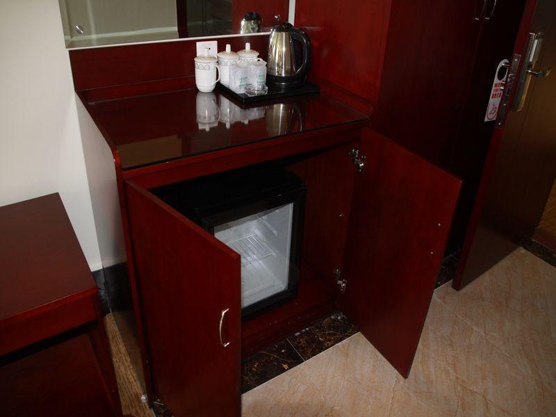Shanghai Shuiting Holiday Hotel Экстерьер фото