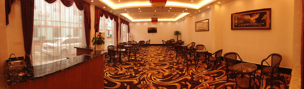 Shanghai Shuiting Holiday Hotel Экстерьер фото